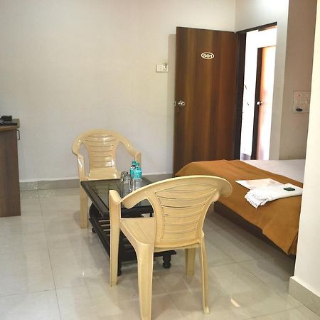 Prakruti Agro Farm Hotel Jawhār Esterno foto